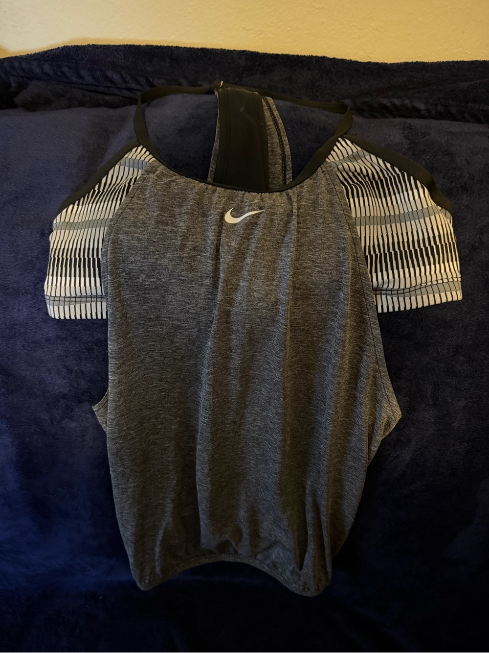 Nike Women's Gray Swim Suite Top